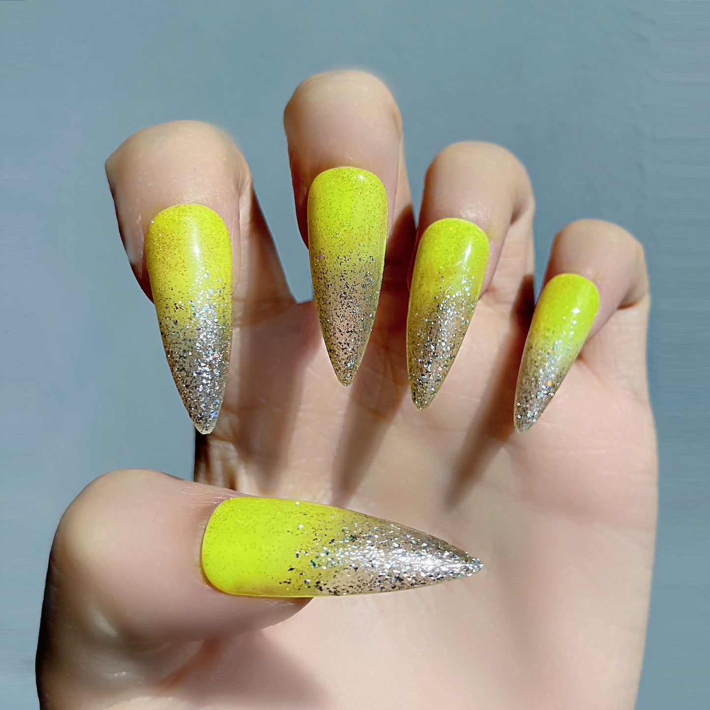 Q043-TENDER SHOOT- STILETTO