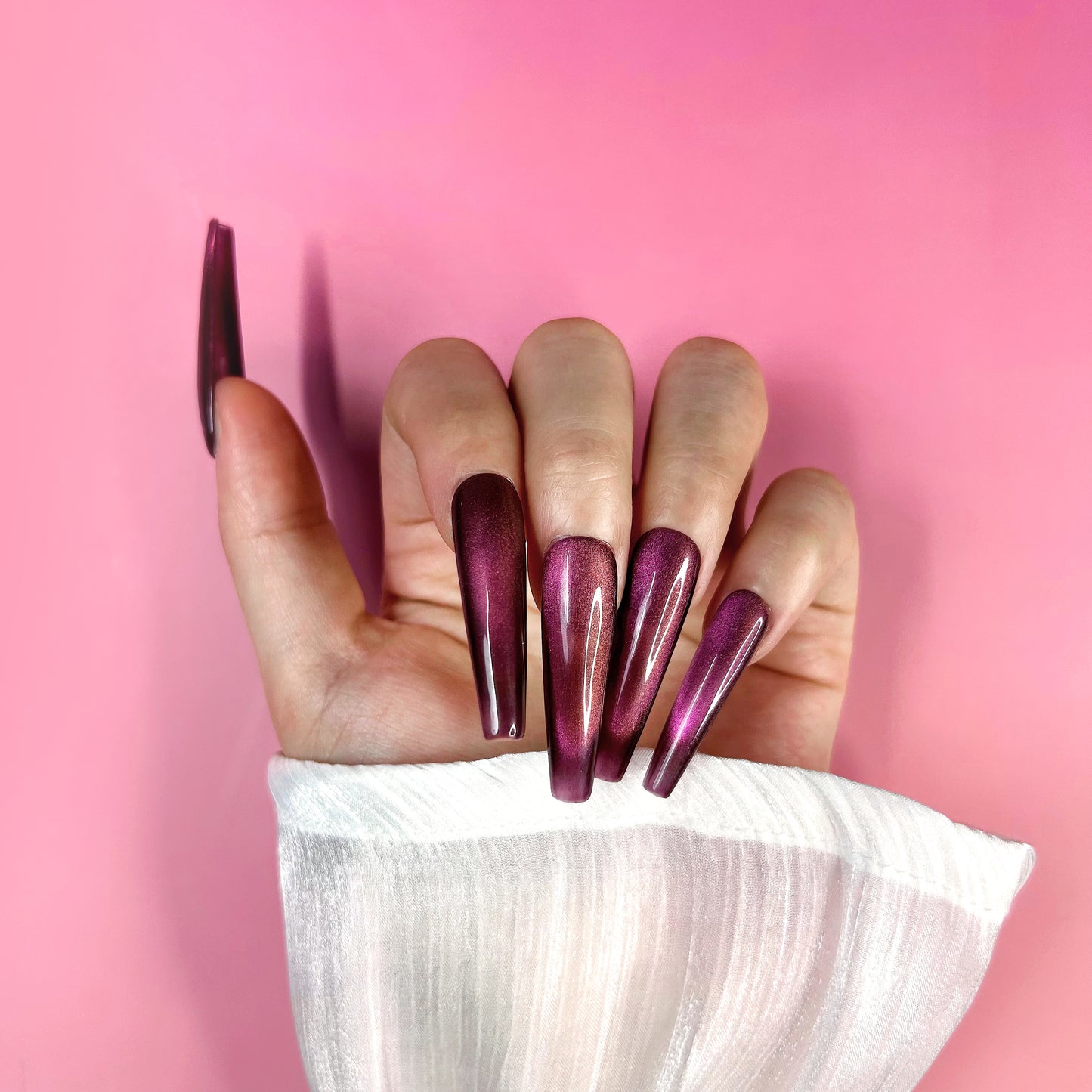 Q010-PURPLE CAT EYE-COFFIN