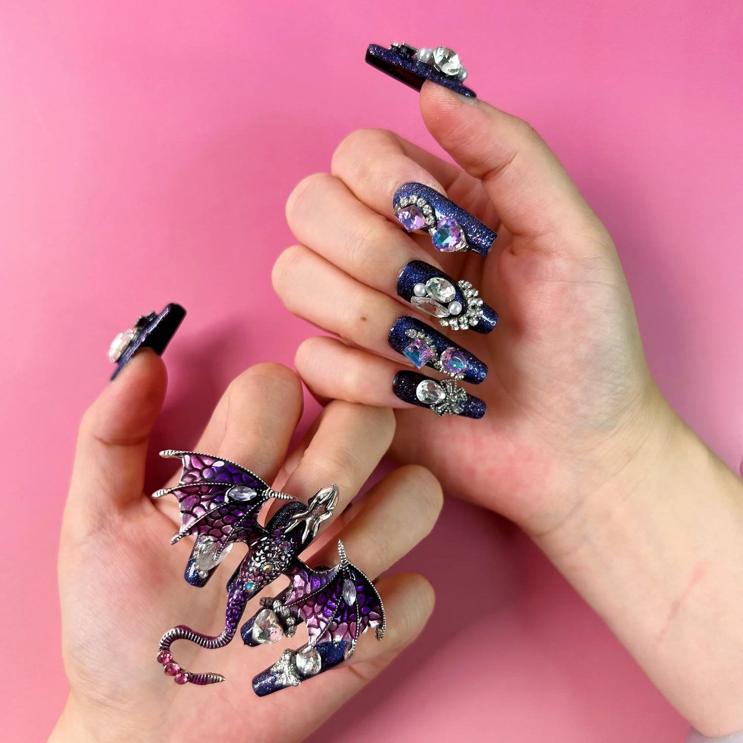$19.99- UNIQUE-PRESS-ON NAILS