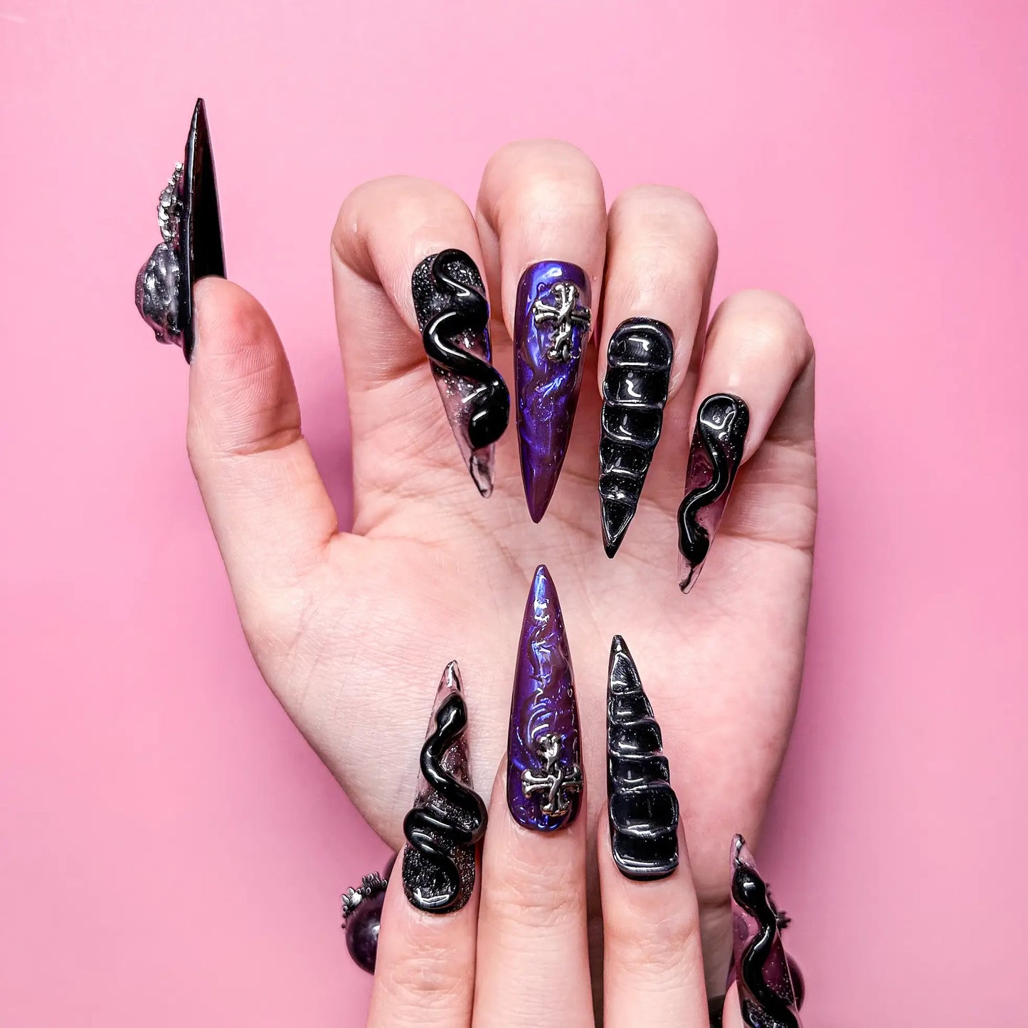 Q034-MAGIC EYES-STILETTO