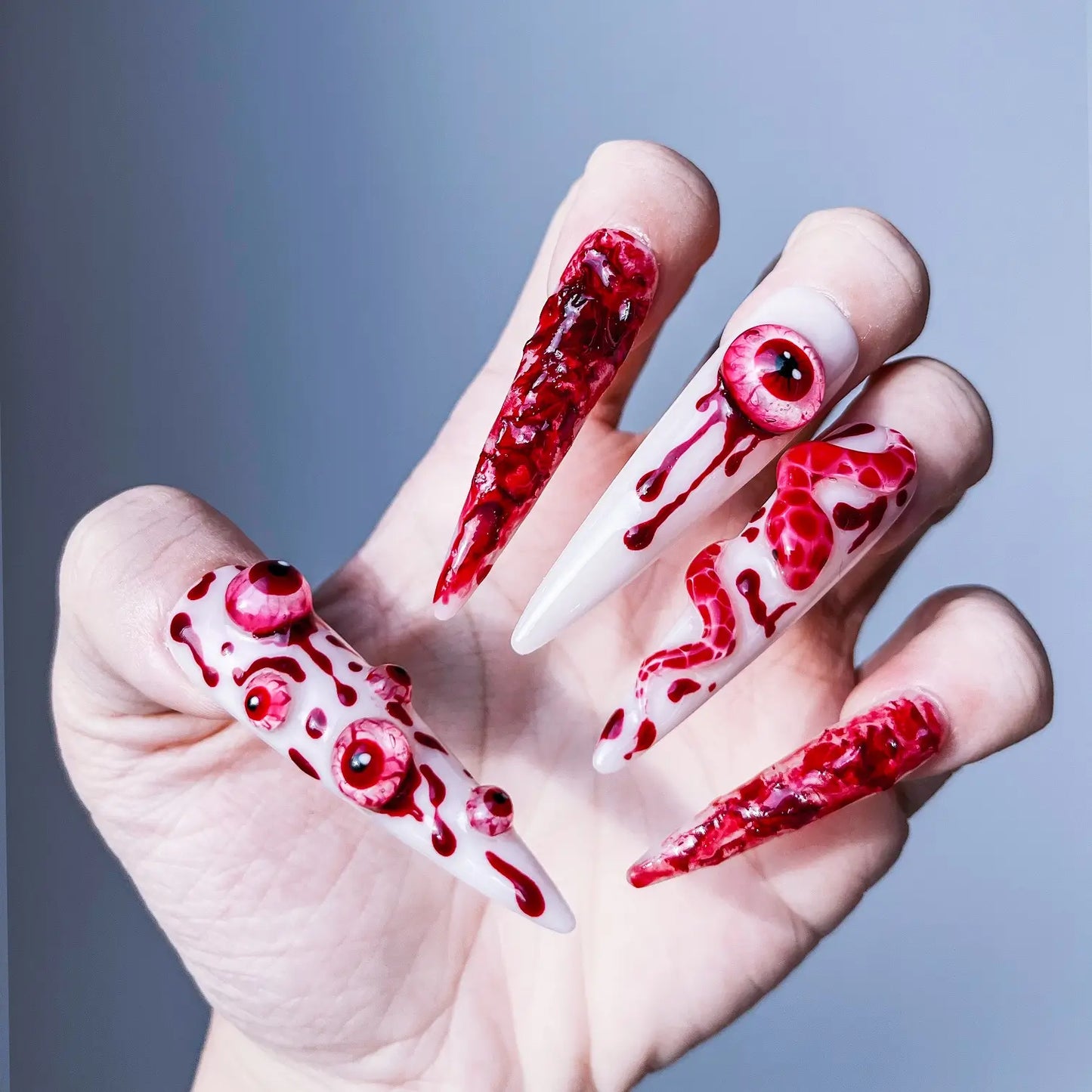 Q013-DEVIL EYES-STILETTO