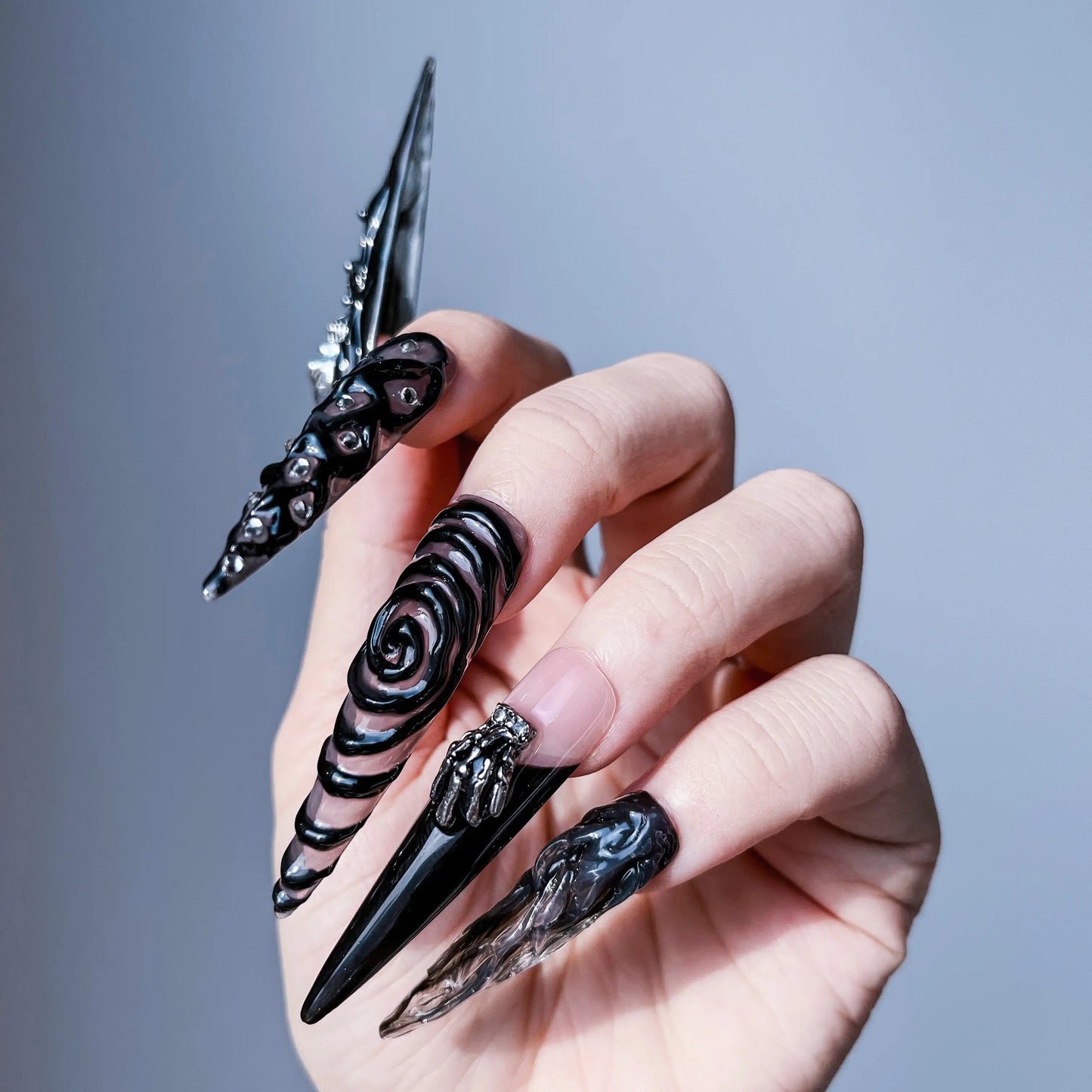 Q049-BLACK WITCH-STILETTO
