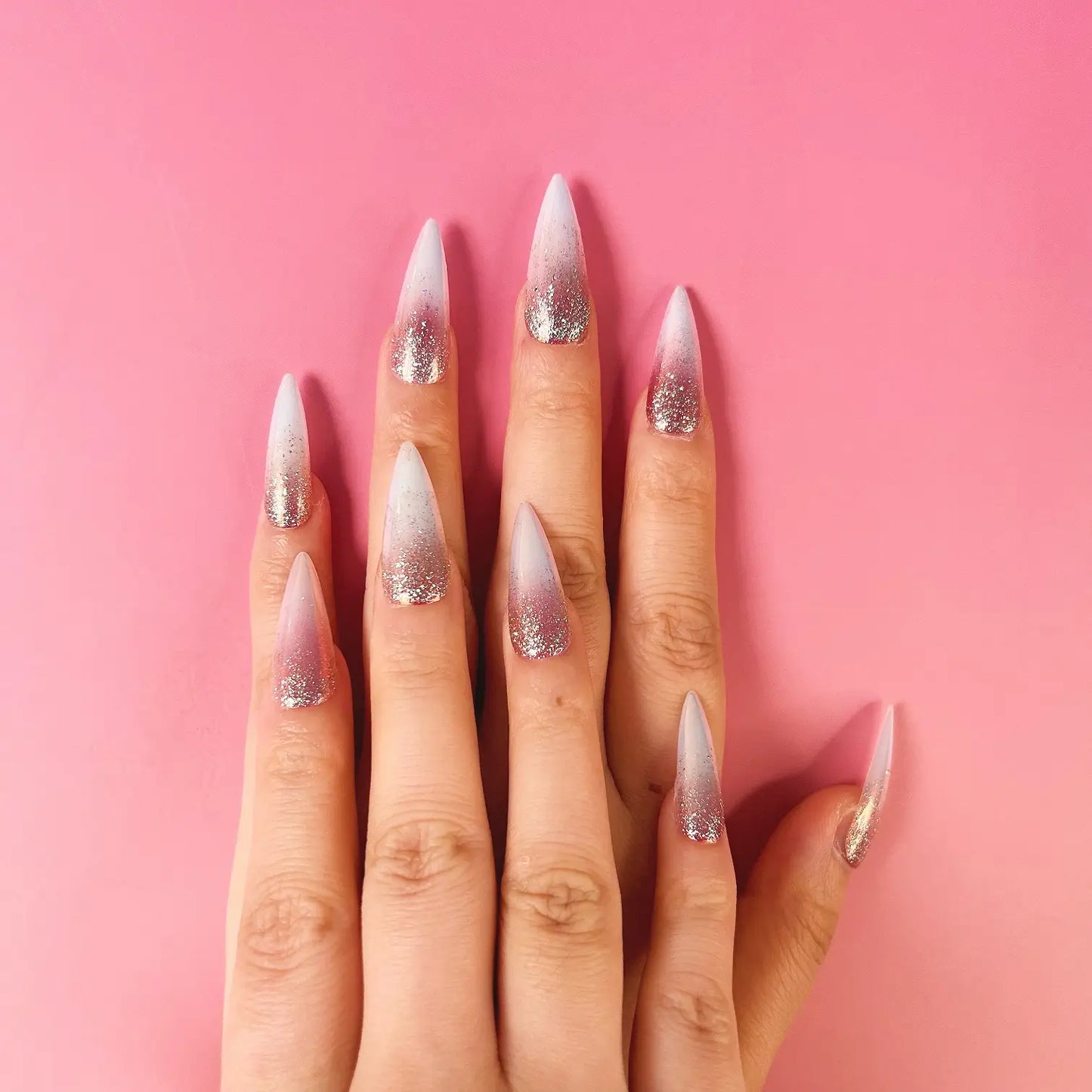 Q064-WHITE VALENTINE-STILETTO
