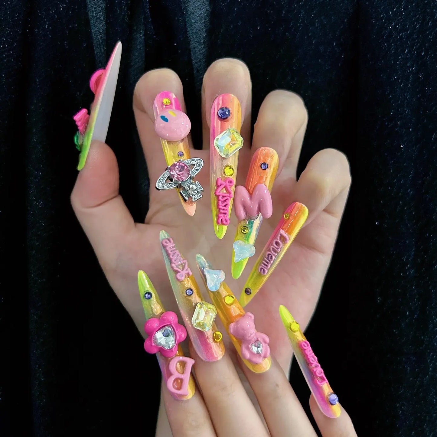 Q088-RAINBOW SWEETHEART-STILETTO