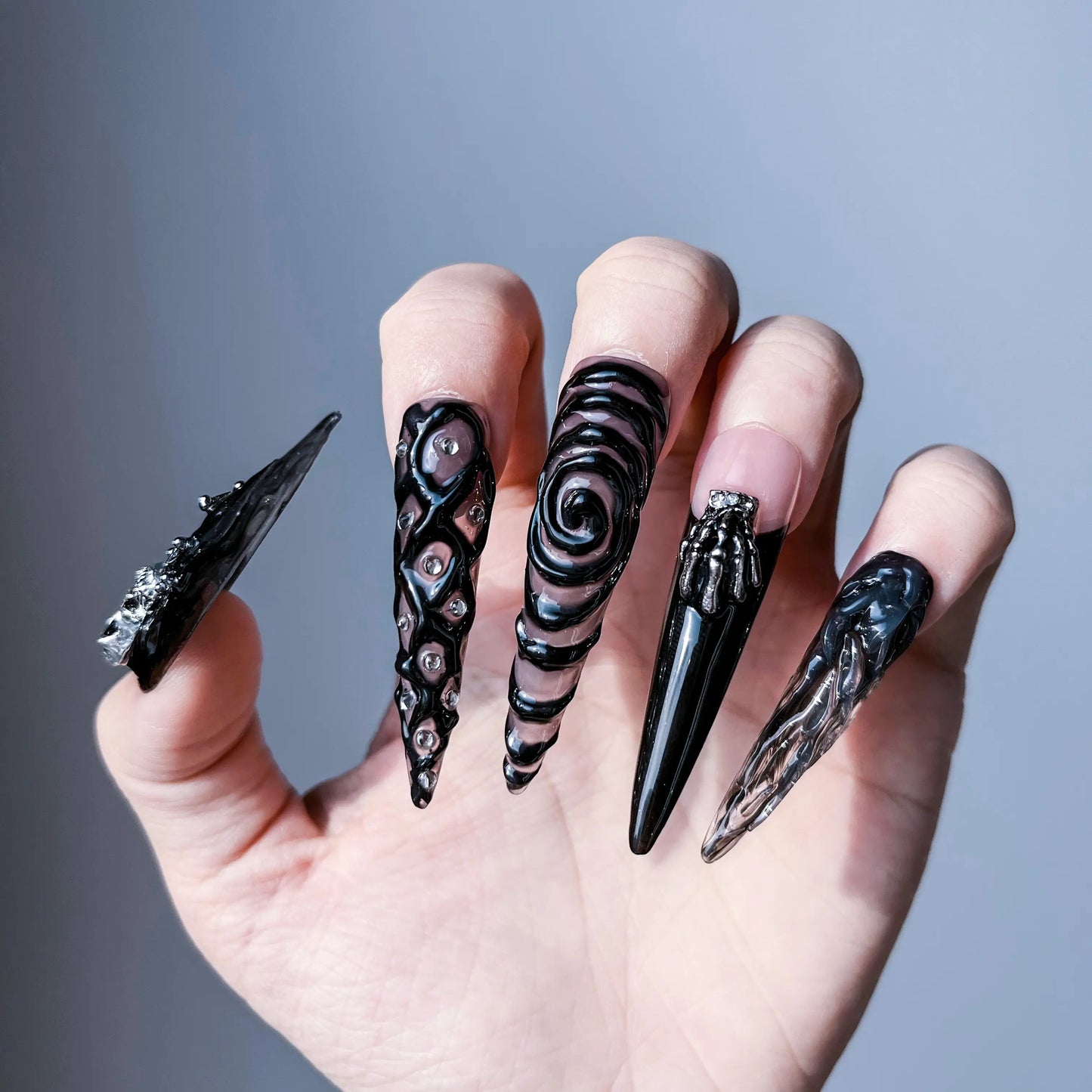 Q049-BLACK WITCH-STILETTO