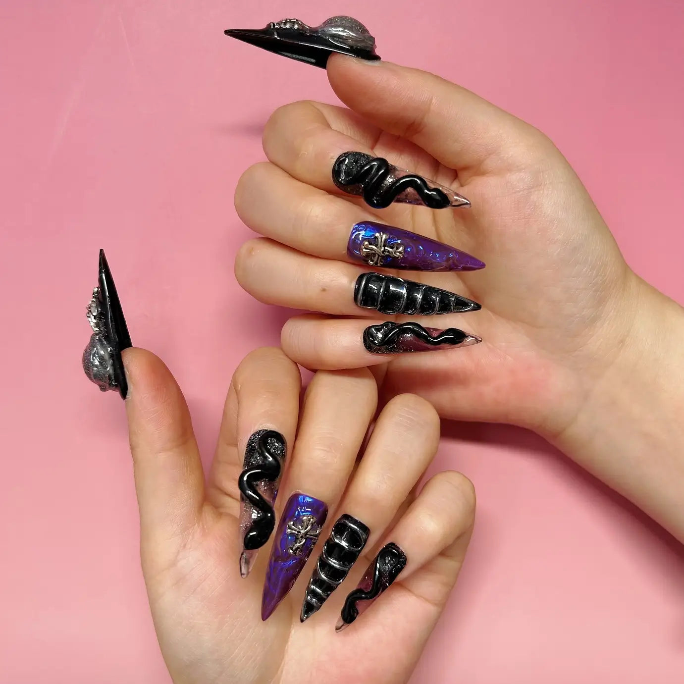 Q034-MAGIC EYES-STILETTO