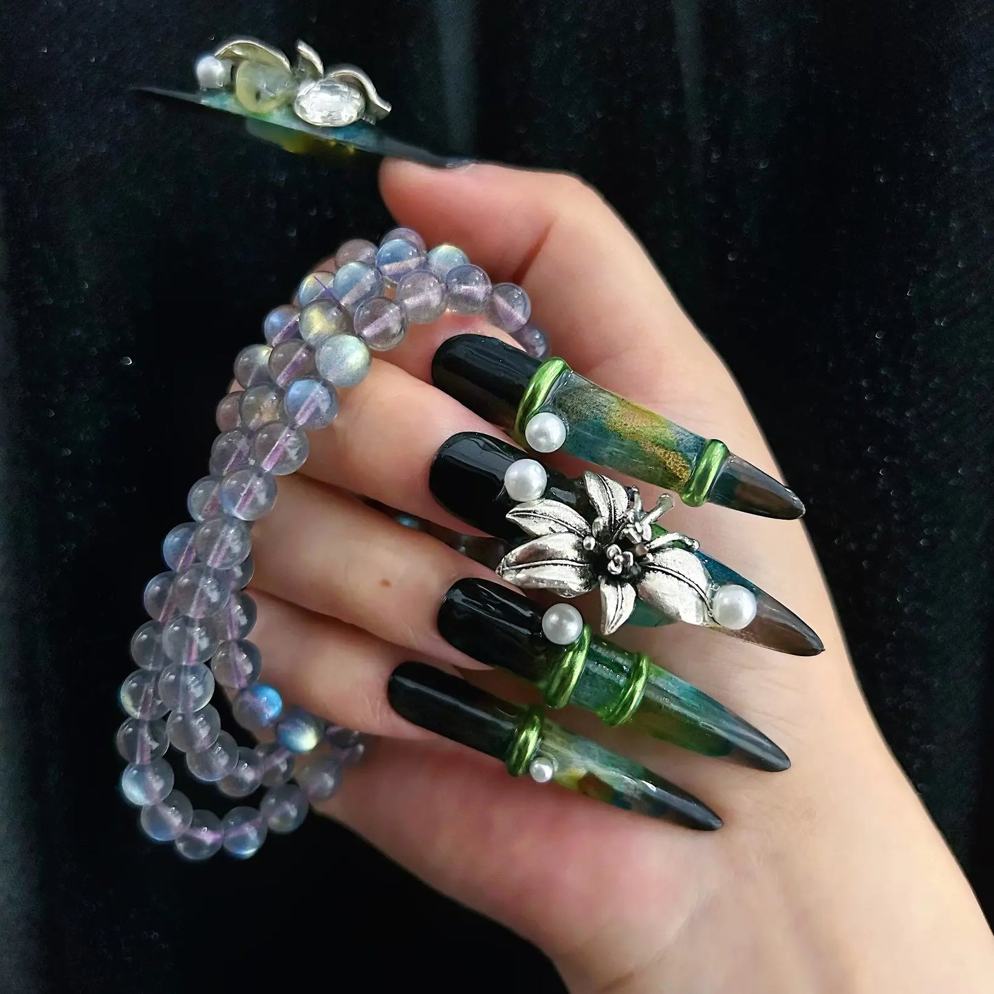 Q121-TRANQUIL BAMBOO-STILETTO