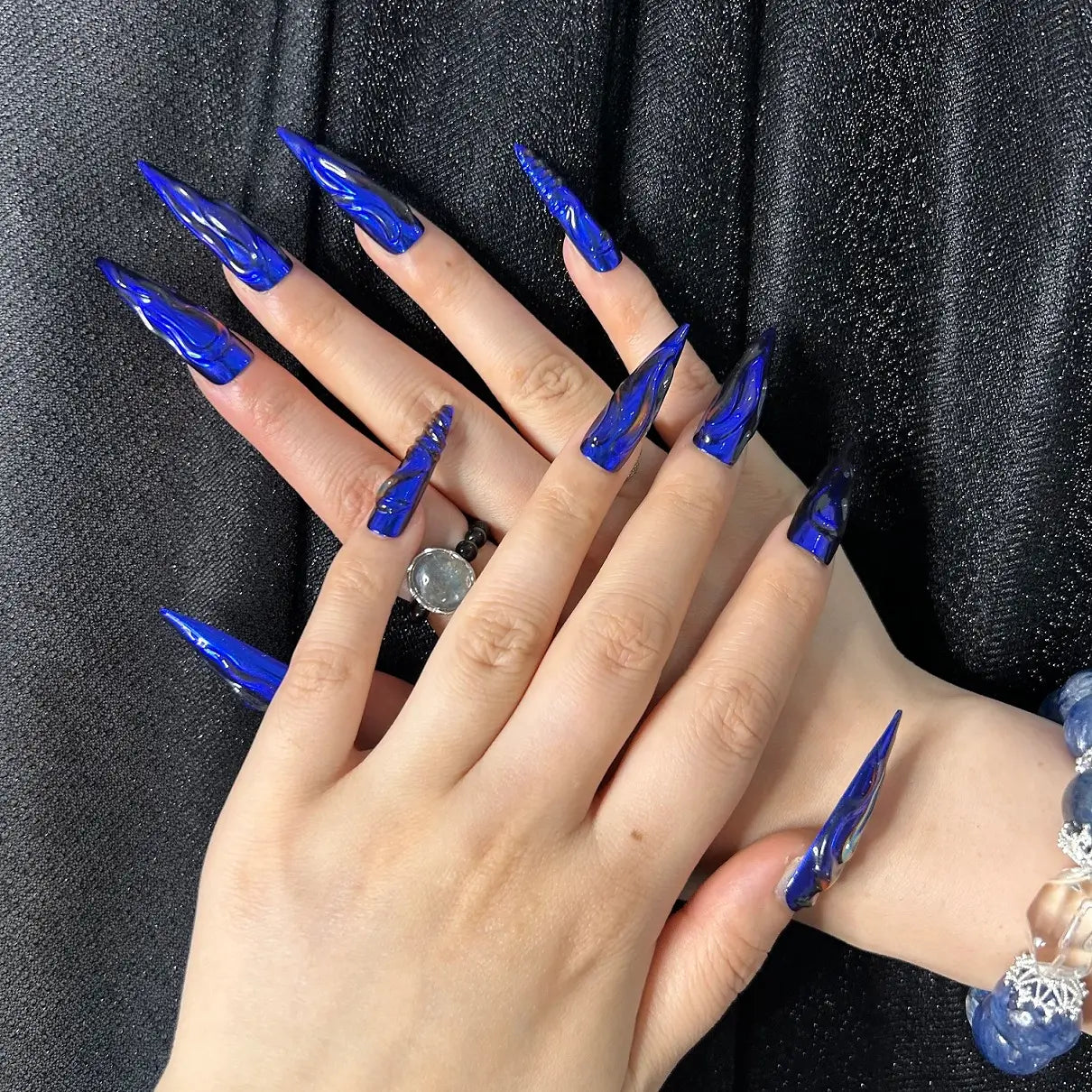 Q028-EVIL QUEEN-STILETTO