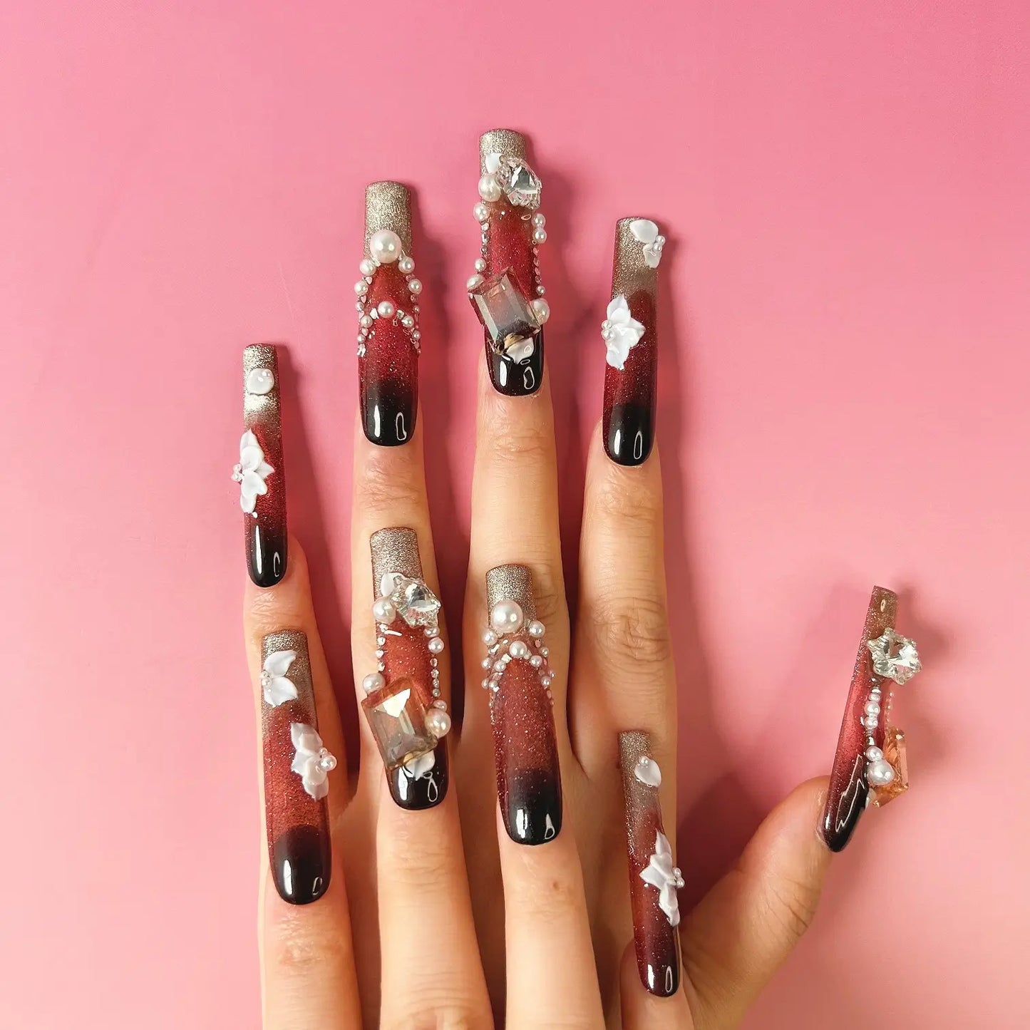 Q106-SCARLET PEARL -SQUARE