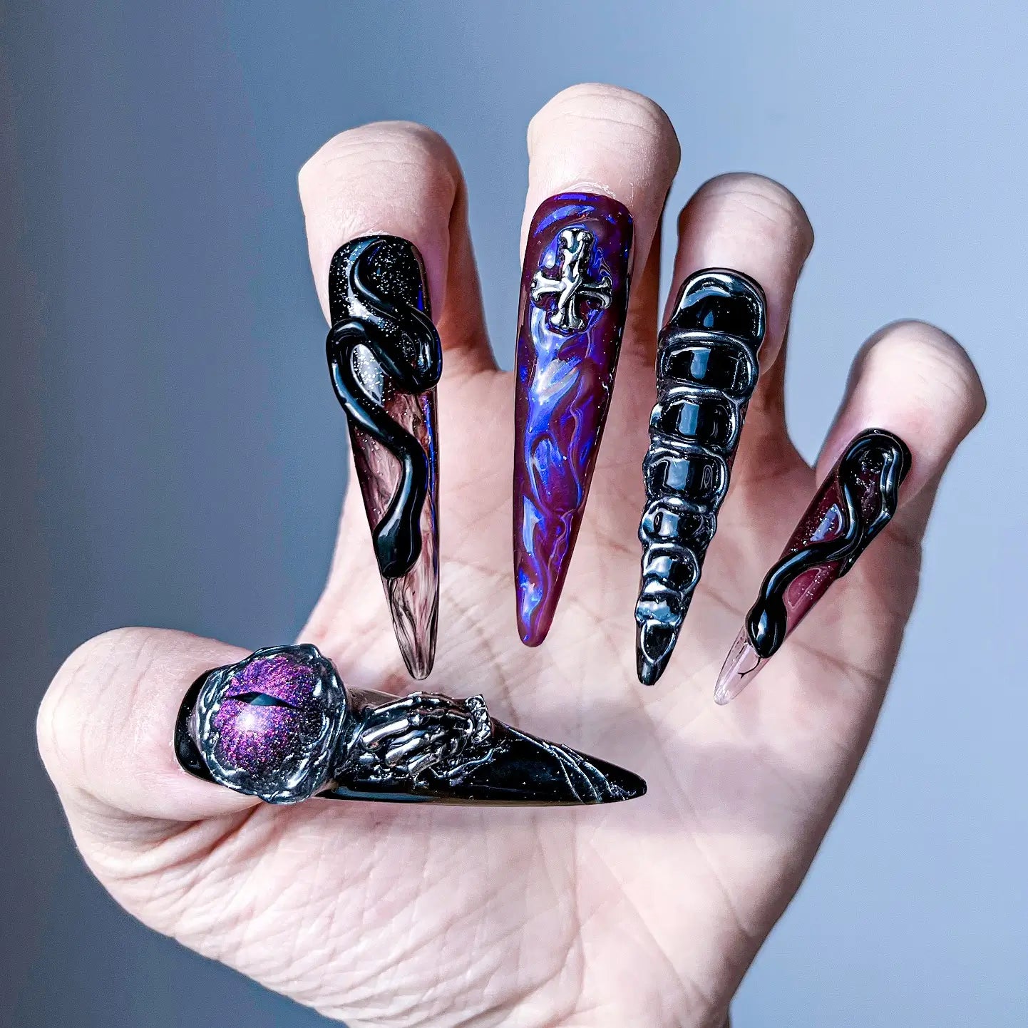 Q034-MAGIC EYES-STILETTO